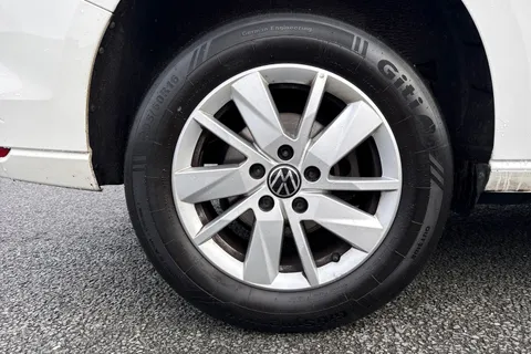 DA25AOL Volkswagen Caddy C20 Cargo Commerce Pro SWB 122 PS 2.0 TDI 7sp DSG Thumbnail #13