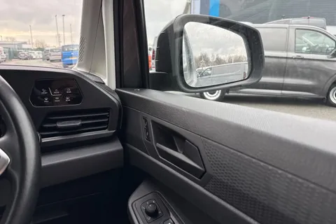 DA25CZJ Volkswagen Caddy Maxi 2.0 TDI 122PS Commerce Pro Van DSG [Tech Pack] Thumbnail #22