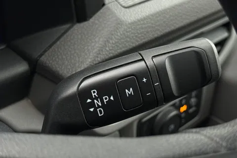 BJ25ZZC Volkswagen Transporter 2.0 TDI 150 Commerce Van Auto Thumbnail #23