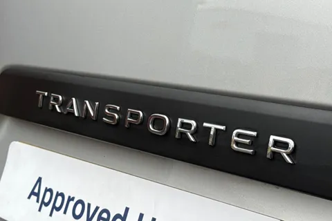 BJ25ZZC Volkswagen Transporter 2.0 TDI 150 Commerce Van Auto Thumbnail #36