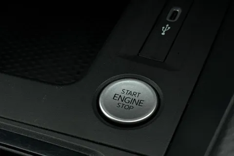 DA25AOL Volkswagen Caddy C20 Cargo Commerce Pro SWB 122 PS 2.0 TDI 7sp DSG Thumbnail #36