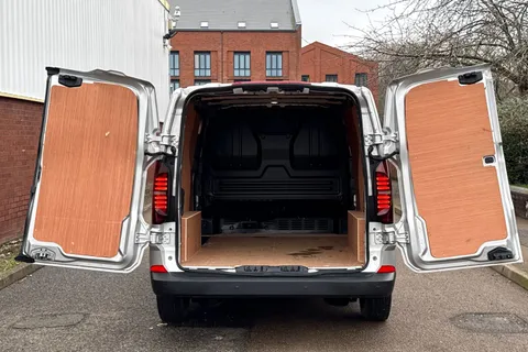 BJ25ZZC Volkswagen Transporter 2.0 TDI 150 Commerce Van Auto Thumbnail #42