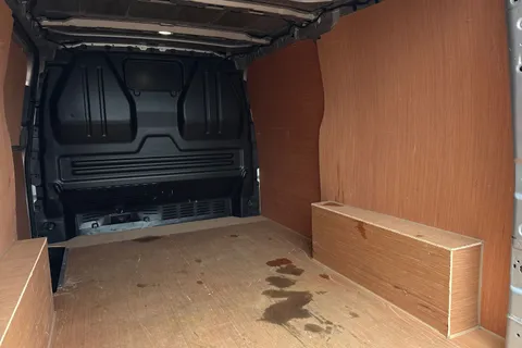 BJ25ZZC Volkswagen Transporter 2.0 TDI 150 Commerce Van Auto Thumbnail #45