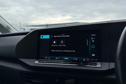 DA25CZJ Volkswagen Caddy Maxi 2.0 TDI 122PS Commerce Pro Van DSG [Tech Pack] Thumbnail #48