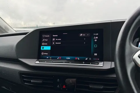 DA25AOL Volkswagen Caddy C20 Cargo Commerce Pro SWB 122 PS 2.0 TDI 7sp DSG Thumbnail #49