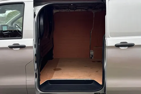 BJ25ZZC Volkswagen Transporter 2.0 TDI 150 Commerce Van Auto Thumbnail #51