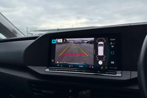 DA25CZJ Volkswagen Caddy Maxi 2.0 TDI 122PS Commerce Pro Van DSG [Tech Pack] Thumbnail #52