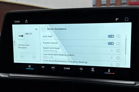 BJ25ZZC Volkswagen Transporter 2.0 TDI 150 Commerce Van Auto Thumbnail #53