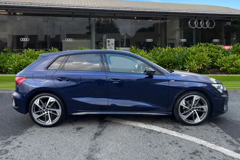 SA73KCJ Audi A3 Black Edition 35 TFSI  150 PS 6-speed Thumbnail #4