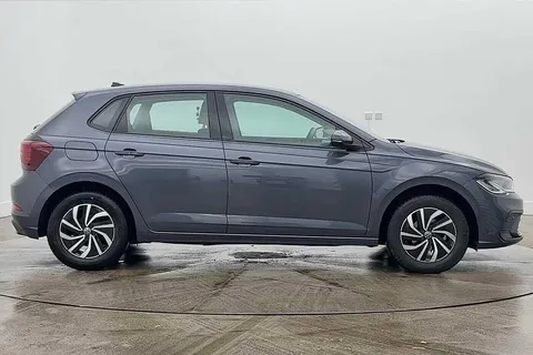 GJ74BYR Volkswagen Polo 1.0 Life 5dr Thumbnail #4