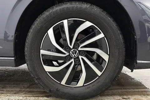 GJ74BYR Volkswagen Polo 1.0 Life 5dr Thumbnail #5