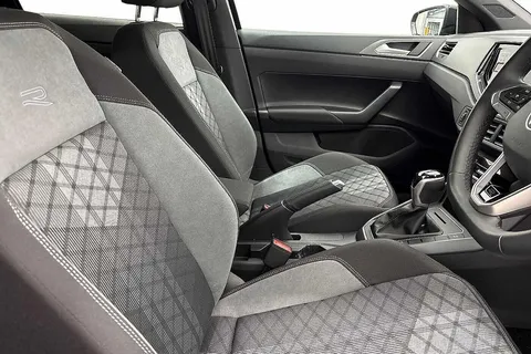 KS25NAU Volkswagen Polo 1.0 TSI 115 R-Line 5dr DSG **17' YORK ALLOYS + HEATED FRONT SEATS** Thumbnail #10