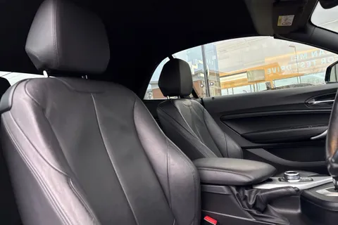 DL67ZNN BMW 2 Series 1.5 218i M Sport Auto Euro 6 (s/s) 2dr Thumbnail #25