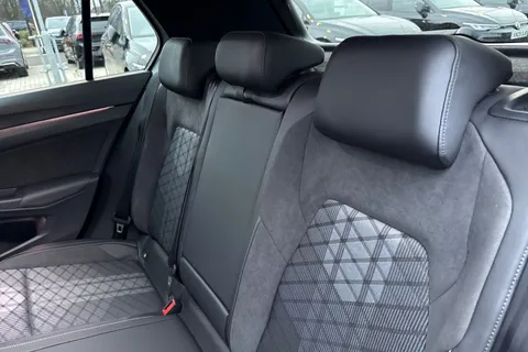 ND25CJV Volkswagen Golf 1.5 eTSI 150 R-Line 5dr DSG **18' LEEDS ALLOYS + SPACE SAVER SPARE WHEEL** Thumbnail #20