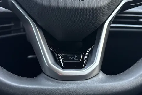 ND25CJV Volkswagen Golf 1.5 eTSI 150 R-Line 5dr DSG **18' LEEDS ALLOYS + SPACE SAVER SPARE WHEEL** Thumbnail #35