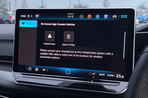 ND25CJV Volkswagen Golf 1.5 eTSI 150 R-Line 5dr DSG **18' LEEDS ALLOYS + SPACE SAVER SPARE WHEEL** Thumbnail #40