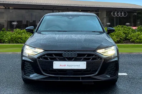 KY25CEF Audi A3 1.5 TFSI 35 Black Edition Sportback S Tronic Euro 6 (s/s) 5dr Thumbnail #6