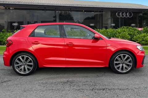 PK23YVZ Audi A1 S line 30 TFSI 110 PS 6-speed Thumbnail #4