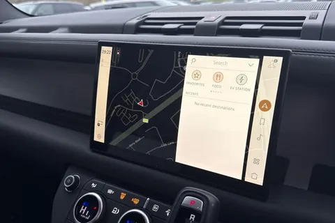 KJ24AHD Land Rover Defender 110 2.0 P400e X-Dynamic HSE 5dr Thumbnail #13