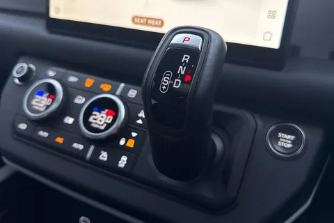 KJ24AHD Land Rover Defender 110 2.0 P400e X-Dynamic HSE 5dr Thumbnail #15