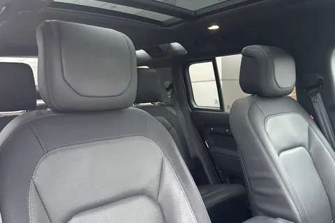 KJ24AHD Land Rover Defender 110 2.0 P400e X-Dynamic HSE 5dr Thumbnail #23