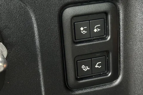 KJ24AHD Land Rover Defender 110 2.0 P400e X-Dynamic HSE 5dr Thumbnail #29