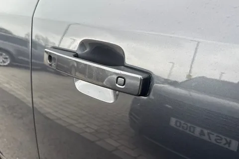 KJ24AHD Land Rover Defender 110 2.0 P400e X-Dynamic HSE 5dr Thumbnail #31