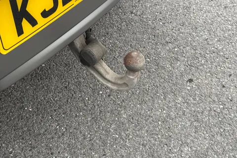 KJ24AHD Land Rover Defender 110 2.0 P400e X-Dynamic HSE 5dr Thumbnail #33