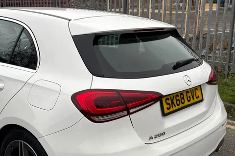 SK68GVC Mercedes-Benz A Class 1.3 A200 AMG Line 7G-DCT Euro 6 (s/s) 5dr Thumbnail #8