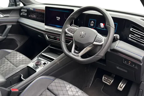 14 of 52 for Volkswagen Tiguan 1.5 TSI eHybrid 19.7kWh R-Line DSG Euro 6 (s/s) 5dr