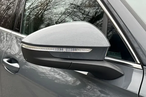 28 of 52 for Volkswagen Tiguan 1.5 TSI eHybrid 19.7kWh R-Line DSG Euro 6 (s/s) 5dr