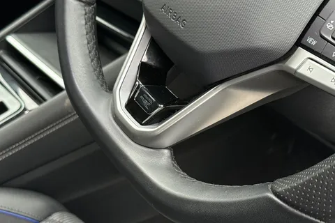 31 of 52 for Volkswagen Tiguan 1.5 TSI eHybrid 19.7kWh R-Line DSG Euro 6 (s/s) 5dr