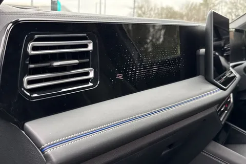 38 of 52 for Volkswagen Tiguan 1.5 TSI eHybrid 19.7kWh R-Line DSG Euro 6 (s/s) 5dr