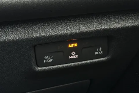 43 of 52 for Volkswagen Tiguan 1.5 TSI eHybrid 19.7kWh R-Line DSG Euro 6 (s/s) 5dr