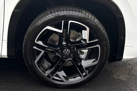  Volkswagen Tayron 2.0 TDI R-Line DSG Euro 6 (s/s) 5dr Thumbnail #11