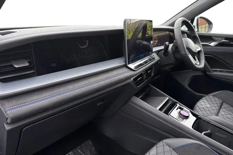  Volkswagen Tayron 2.0 TDI R-Line DSG Euro 6 (s/s) 5dr Thumbnail #15