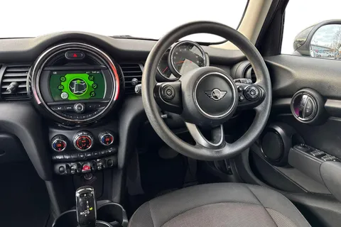 LJ19KTF Mini Hatch 1.5 One Classic Steptronic Euro 6 (s/s) 5dr Thumbnail #19