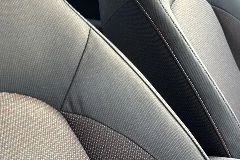 LJ19KTF Mini Hatch 1.5 One Classic Steptronic Euro 6 (s/s) 5dr Thumbnail #38