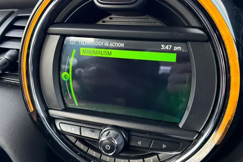 LJ19KTF Mini Hatch 1.5 One Classic Steptronic Euro 6 (s/s) 5dr Thumbnail #53