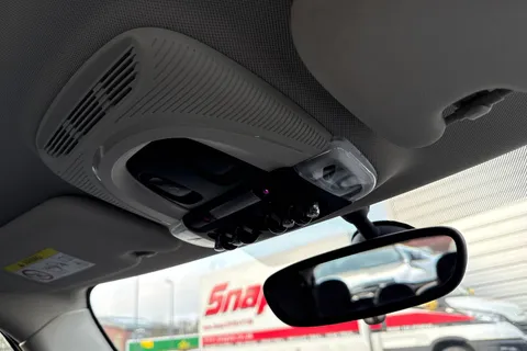 LJ19KTF Mini Hatch 1.5 One Classic Steptronic Euro 6 (s/s) 5dr Thumbnail #61