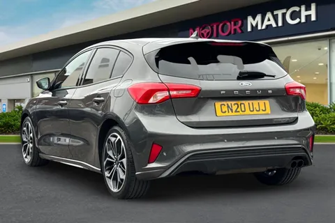 CN20UJJ Ford Focus 1.5 EcoBlue ST-Line X Auto Euro 6 (s/s) 5dr Thumbnail #3