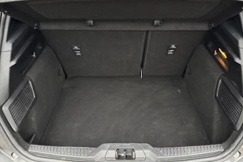 CN20UJJ Ford Focus 1.5 EcoBlue ST-Line X Auto Euro 6 (s/s) 5dr Thumbnail #11