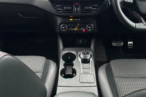 CN20UJJ Ford Focus 1.5 EcoBlue ST-Line X Auto Euro 6 (s/s) 5dr Thumbnail #34