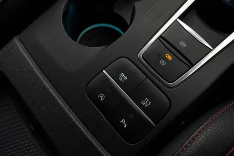 CN20UJJ Ford Focus 1.5 EcoBlue ST-Line X Auto Euro 6 (s/s) 5dr Thumbnail #44