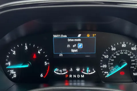 CN20UJJ Ford Focus 1.5 EcoBlue ST-Line X Auto Euro 6 (s/s) 5dr Thumbnail #47