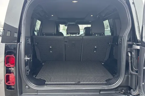 KS73YPE Land Rover Defender 110 3.0 D250 SE 5dr Thumbnail #12
