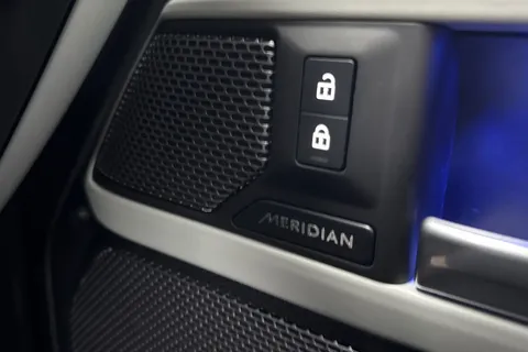 KS73YPE Land Rover Defender 110 3.0 D250 SE 5dr Thumbnail #26