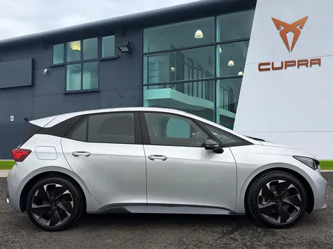  CUPRA Born e-Boost 59kWh V2 Auto 5dr Thumbnail #4