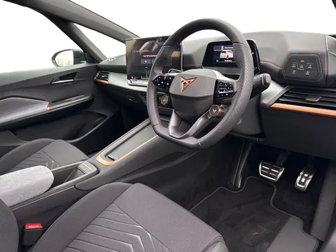  CUPRA Born e-Boost 59kWh V2 Auto 5dr Thumbnail #8