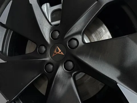  CUPRA Born e-Boost 59kWh V2 Auto 5dr Thumbnail #27